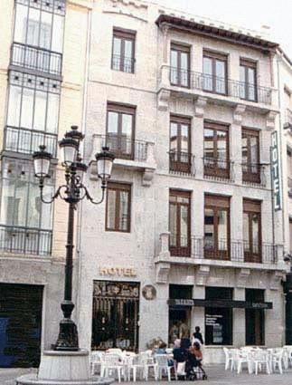 Hotel Rey Nino Ávila Екстериор снимка