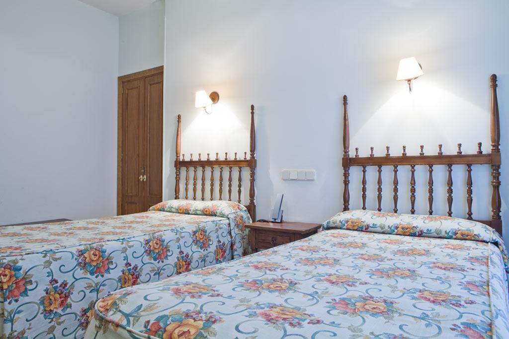 Hotel Rey Nino Ávila Екстериор снимка