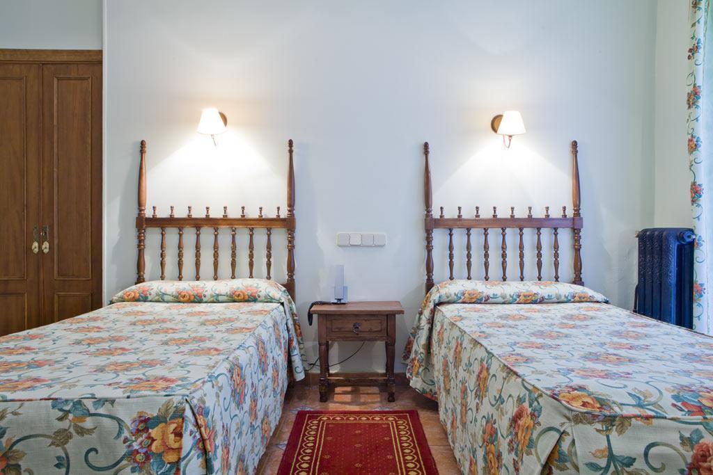 Hotel Rey Nino Ávila Екстериор снимка
