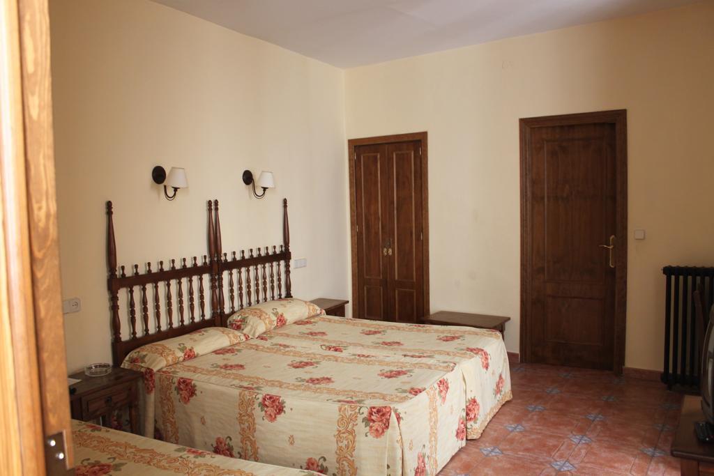 Hotel Rey Nino Ávila Екстериор снимка